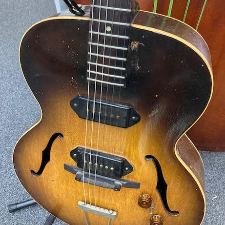 Gibson ES125 1956 hollowbody Guitar w/ mods + case