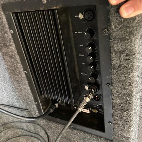 Alto Elvis 12MA powered wedge (preowned)