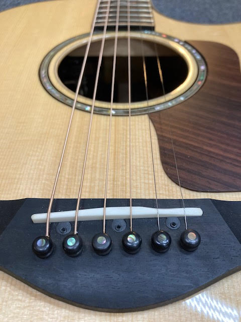 Taylor 814CE DLX acoustic electric guitar (preowned)