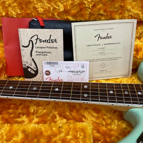 Fender American Original Jaguar 2011 Surf Green w / case and candy