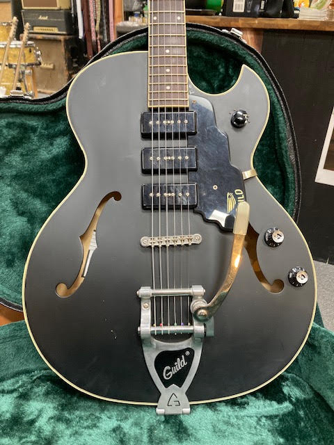 Guild Starfire 1 Jet90 Semi Hollow Satin Black / hardcase ( preowned )