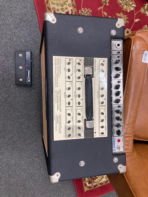 Tech 21 Trademark 60 guitar amplifier (preowned) w/ footswitch