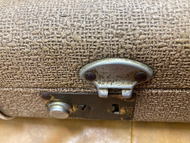 Fender Stratocaster 1962 electric guitar w/ original case - refin