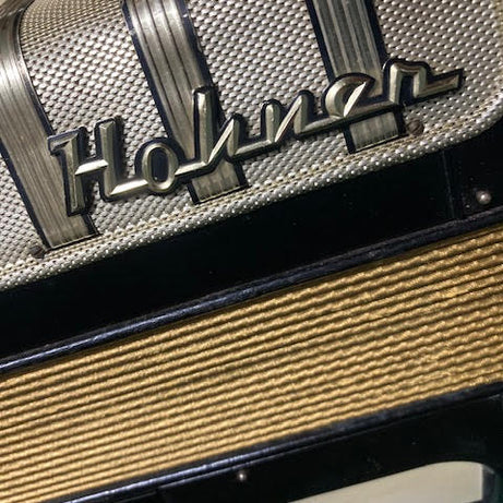 Hohner Arietta IIM accordian