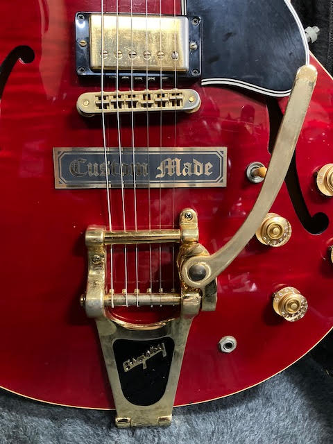 Gibson ES335 2005 Dot electric guitar w/ hardcase