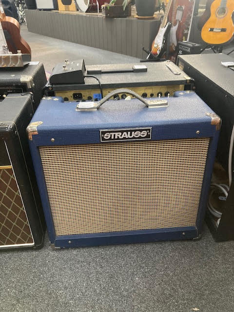 Strauss SVT-20R guitar amplifier (preowned)