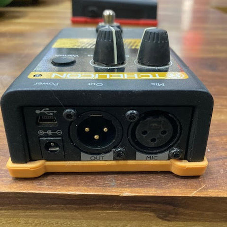TC Helicon VoiceTone T1 Adaptive Tone & Dynamics Pedal (preowned)