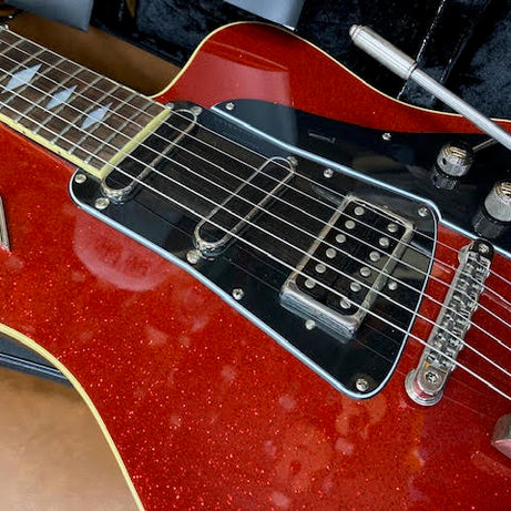 Duesenberg Paloma Red Sparkle electric guitar w/ case (preowned)