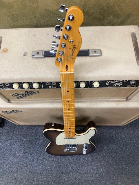 Fender Telecaster Ultra 2022 Mocha Burst w/ hardcase ( preowned )