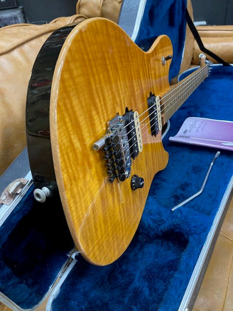 Peavey EVH Wolfgang Special 2000 w/ case