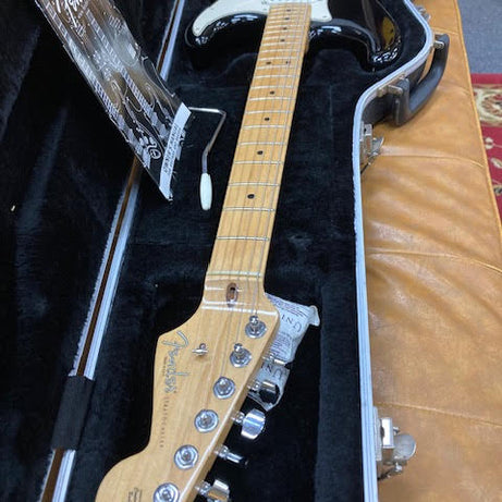 Fender Stratocaster 2008 Black Immaculate condition w/ case