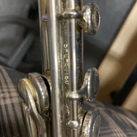 Jupiter Flute SFL511E w / case (preowned)
