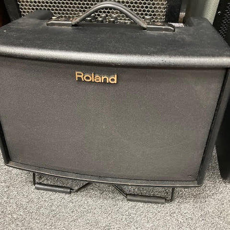 Roland AC-60 acoustic guitar amp (preowned) chorus not working