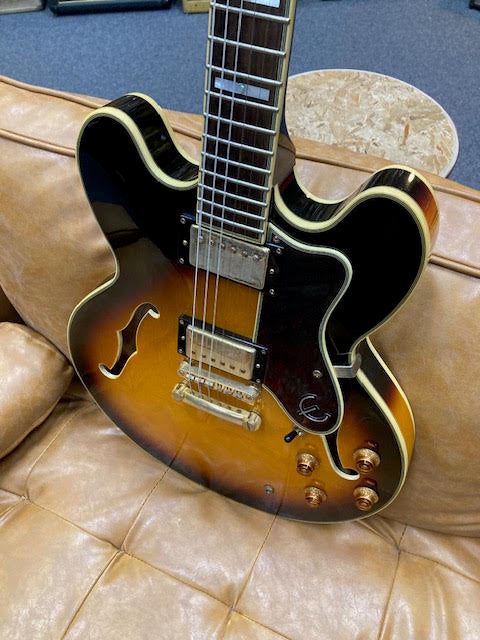 Epiphone Sheraton II VS semi hollow electric guitar