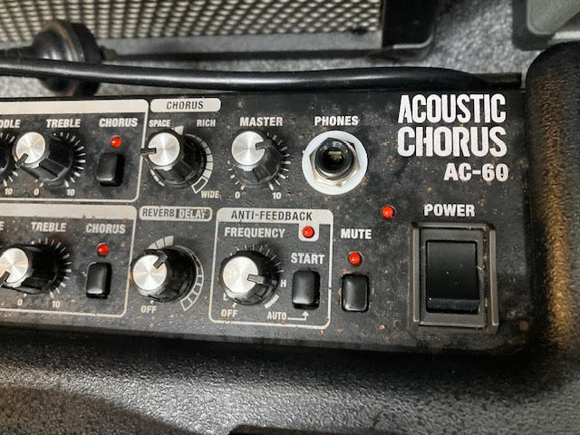 Roland AC-60 acoustic guitar amp (preowned) chorus not working