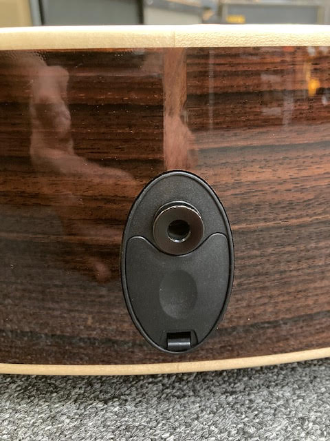 Taylor 814CE DLX acoustic electric guitar (preowned)