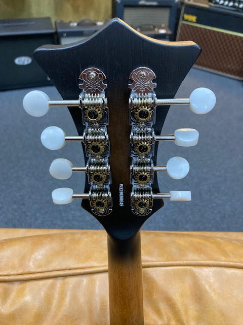 Tanglewood Mandolin Scroll Spruce Top (preowned)