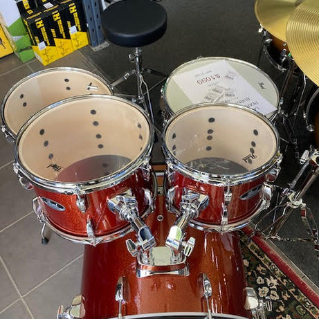 Pearl Roadshow 5 piece drum kit package