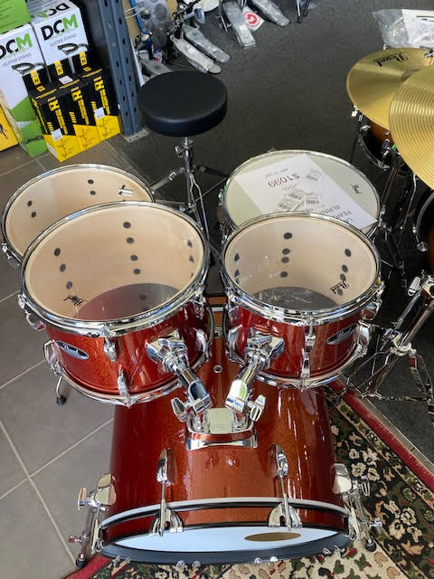 Pearl Roadshow 5 piece drum kit package