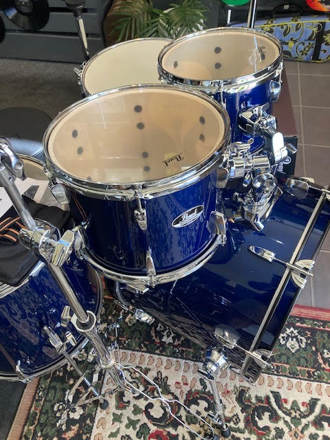 Pearl Roadshow Drum kit package deal