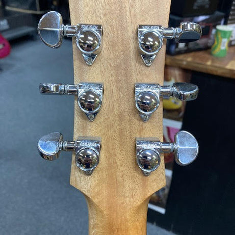 Maton SRS808 blackwood w/ case (preowned)