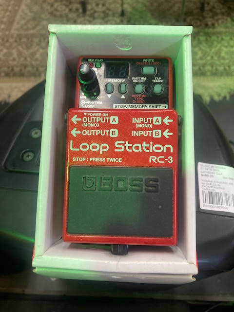 Preowned BOSS RC-3 loop pedal