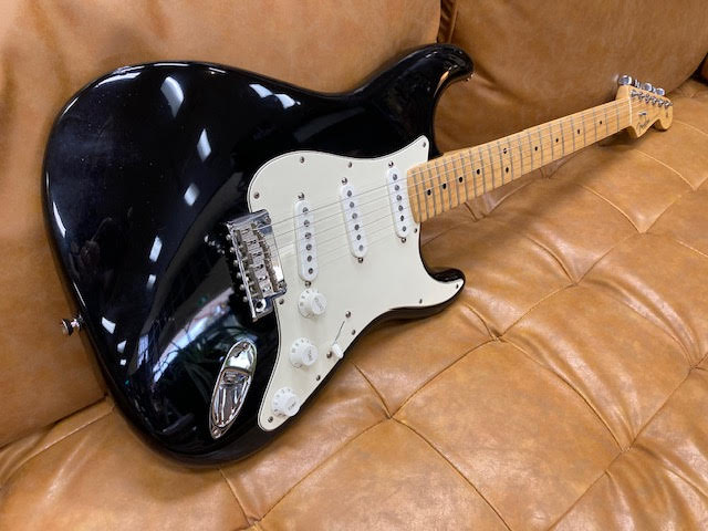 Fender Stratocaster 2008 Black Immaculate condition w/ case