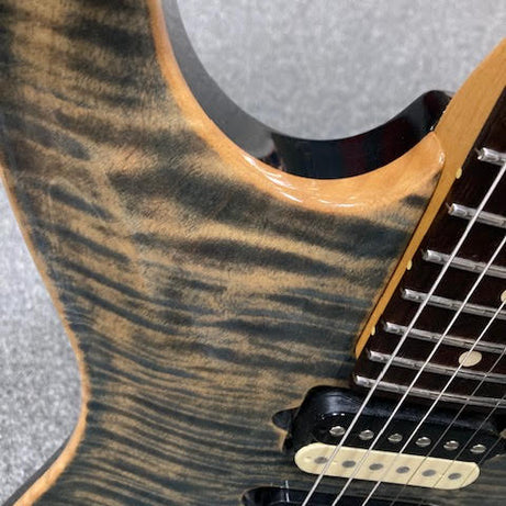 Suhr Carve Top Standard 2010 electric guitar