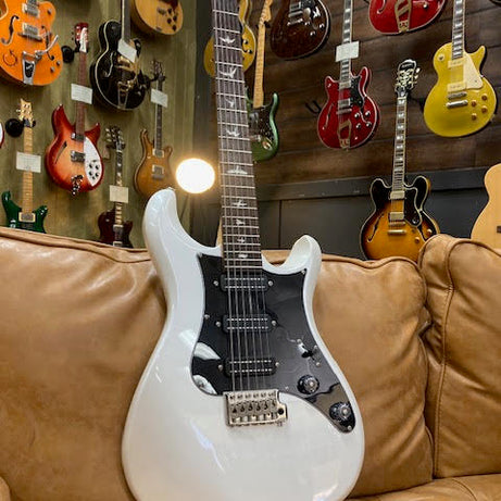 PRS SE NF3 Pearl White w/ gigbag (preowned excellent cond)