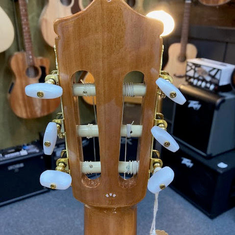 Cordoba C5 spruce top w/deluxe bag