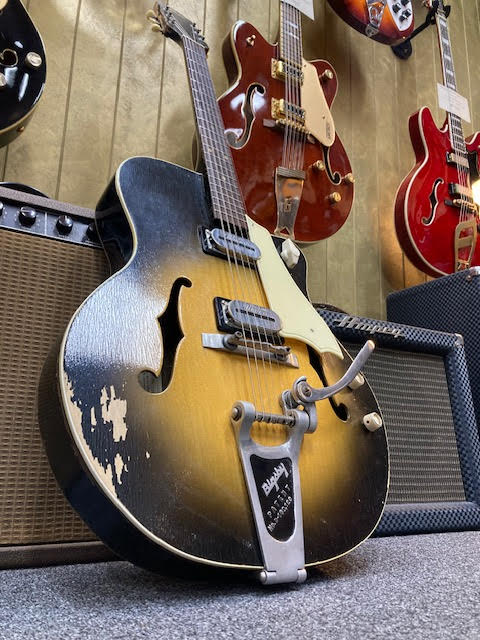 Maton 1960's 45A Premier hollowbody electric guitar w/ case