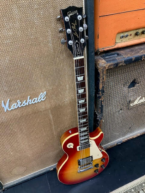 【美品】Gibson Les Paul Classic Gibson Les Paul Custom 1971 w/ original case (modified) – Music at