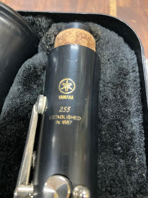 Yamaha Clarinet YCL-255 (preowned)