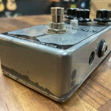 MR BLACK Supermoon Chrome Pedal (Preowned)