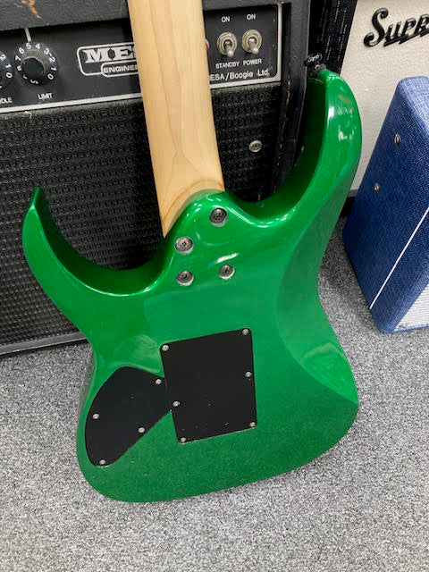 Ibanez RG270DLX electric guitar w/ hardcase
