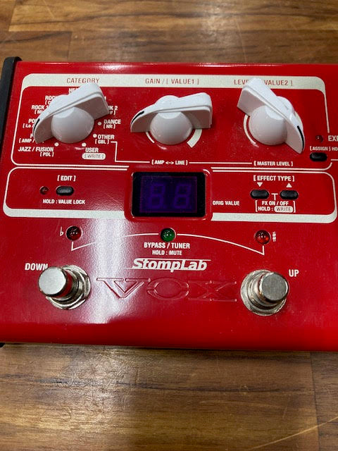 VOX Bass Stomp Lab pedal (preowned )