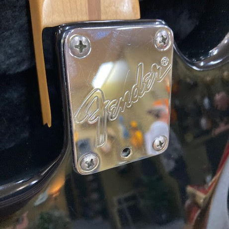 Fender Strat Plus electric guitar - 1 owner Black w/ case