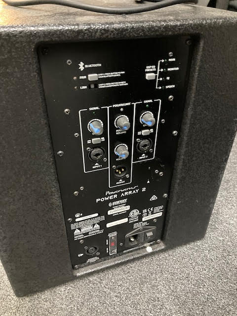 Powerwerks PWRPA2 2000 Watt Two-Piece Line Array - Floor Model