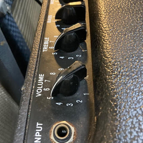 Fender Blues Junior SE guitar amp (preowned)