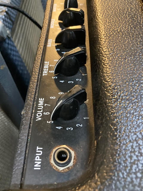 Fender Blues Junior SE guitar amp (preowned)