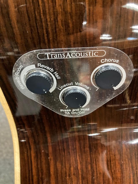 Yamaha LS-TA transacoustic all solid acoustic/electric guitar (preowned)
