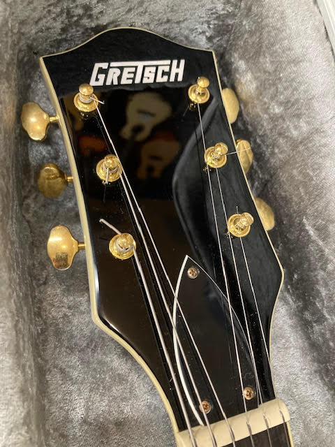 Gretsch G5422T6 White Electric Guitar in Hiscox Hardcase