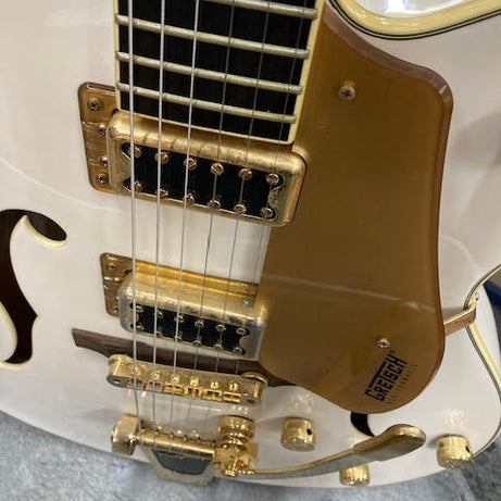 Gretsch G5422T6 White Electric Guitar in Hiscox Hardcase
