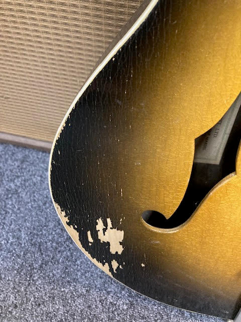 Maton 1960's 45A Premier hollowbody electric guitar w/ case