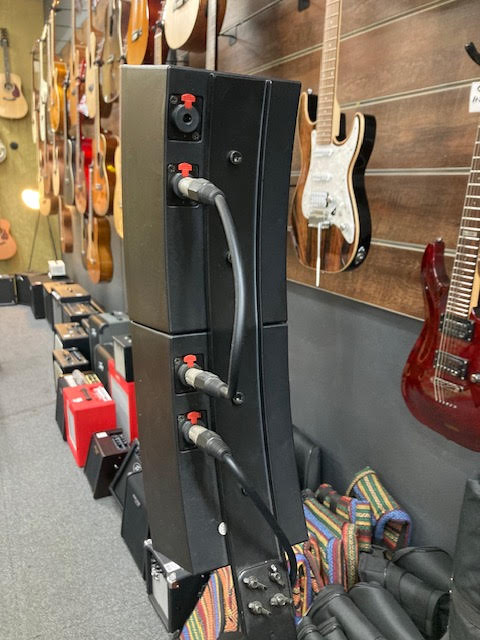 Powerwerks PWRPA2 2000 Watt Two-Piece Line Array - Floor Model