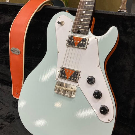 SOLD - DeluxeTone Radiola Custom GT40 Daytona electric guitar