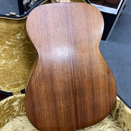 Maton SRS808 blackwood w/ case (preowned)