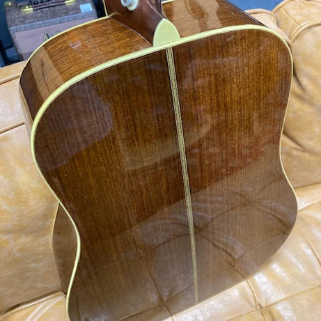 Santa Cruz Back of guitar Music at Noosa