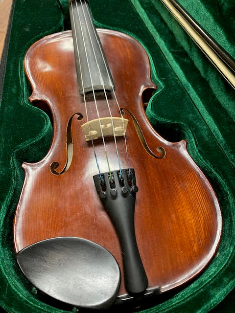 Gliga I Violin Dark Antique w/ case + bow (preowned)