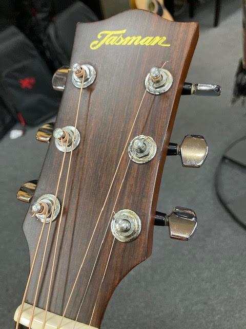 Maton Tasman CW40 1980's acoustic guitar w/ case